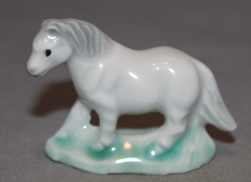 Wade whimsie land pet - pet, series